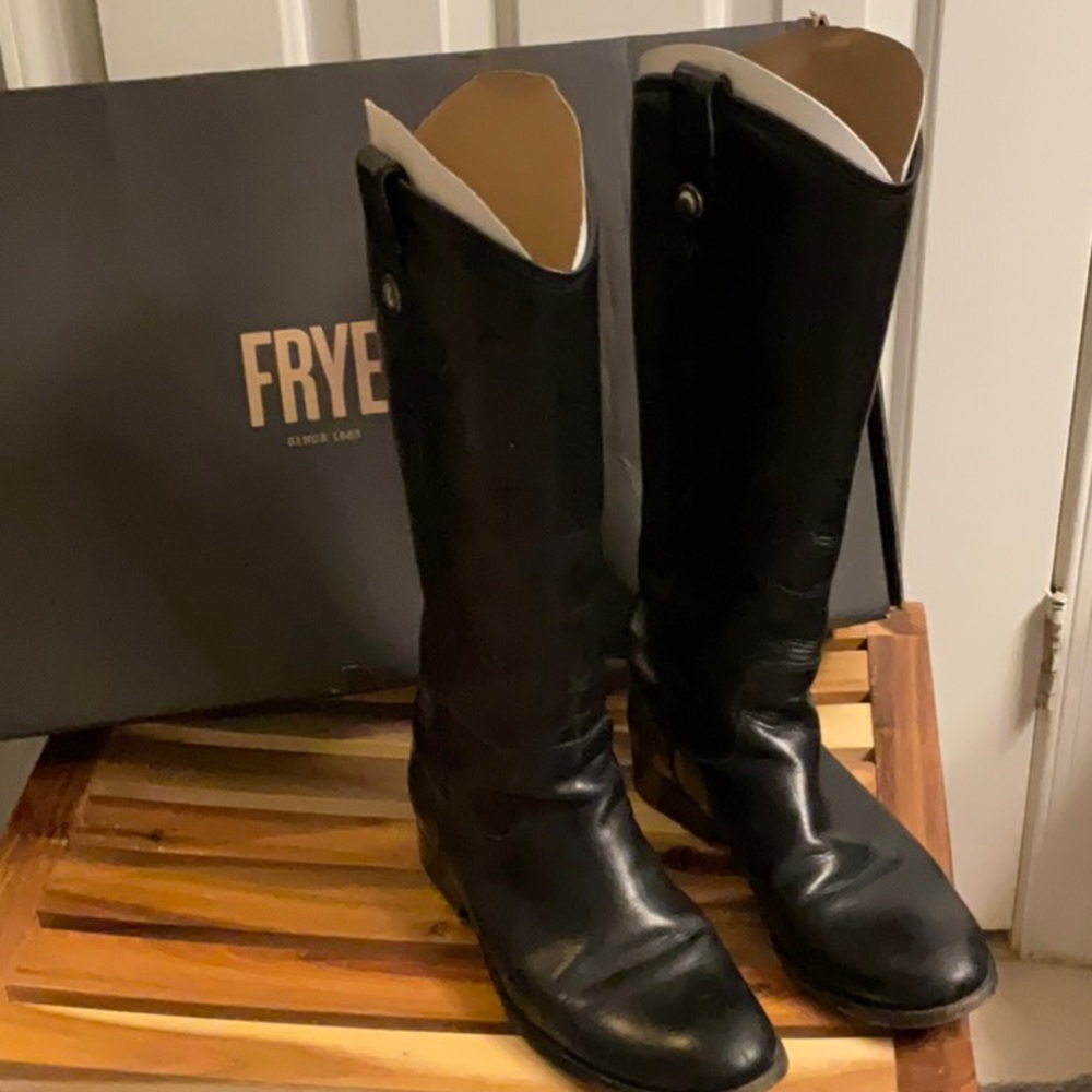 Frye Melissa Button Boot size 9